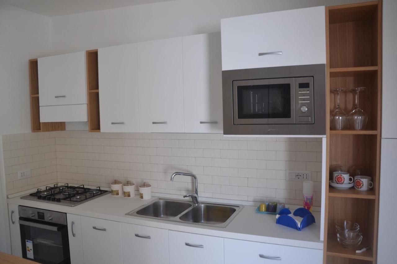 Lungomare 2 Apartment Procida Exterior photo